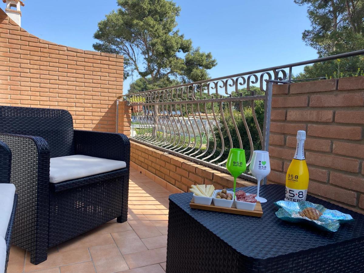 Casita Porto Pino Villa Exterior photo